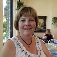 Suzanne Marshall Photo 28