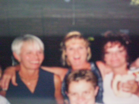 Debra Goodrich Photo 8