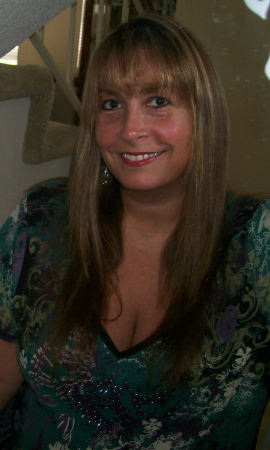 Kristen Reynolds Photo 30