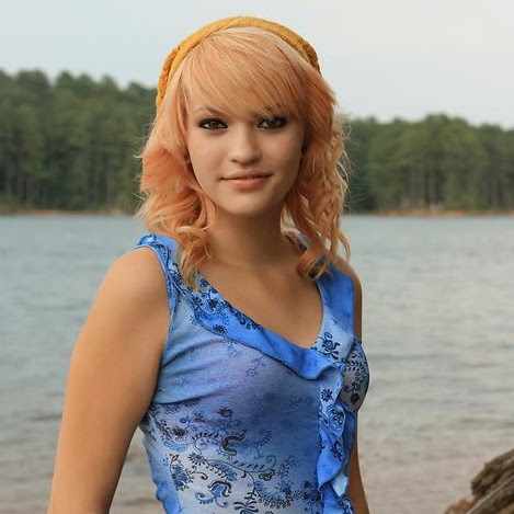 Julie Reese Photo 11