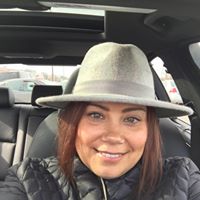 Laurie Blum Photo 15