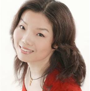 Ling Liu Photo 20