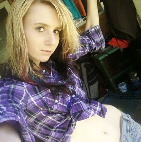 Robyn Barlow Photo 5