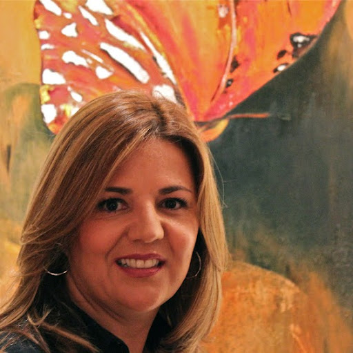 Julia Rodriguez Photo 7