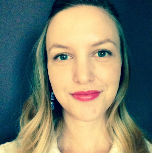 Anna Morrow Photo 11