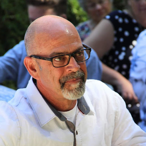 Russell Seitz Photo 14