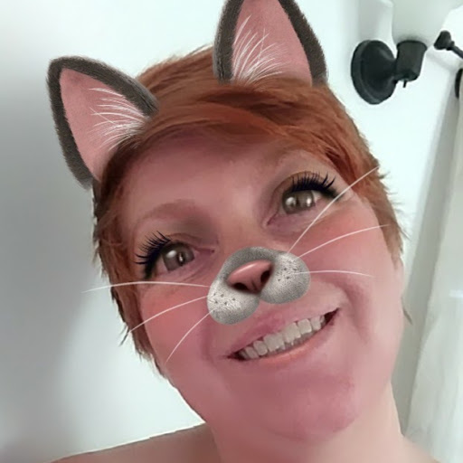 Laura Gilbert Photo 12