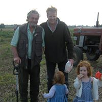 Richard Parnell Photo 21
