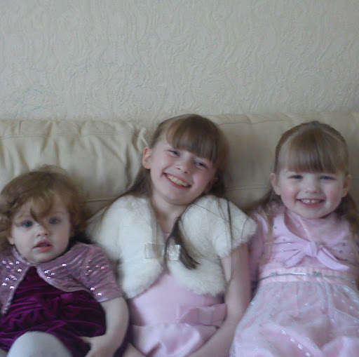 Gillian Fitzpatrick Photo 5