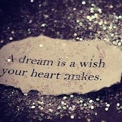 Elizabeth Kenney Photo 19