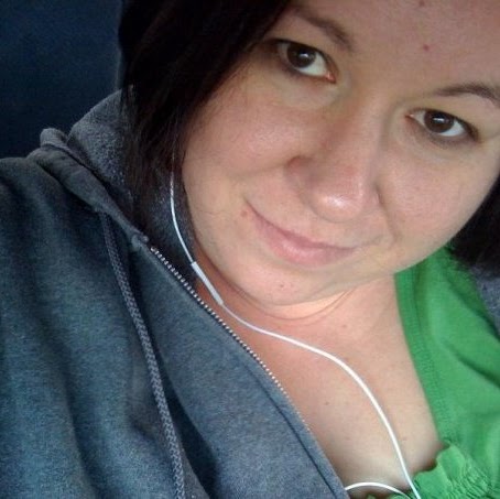 Sarah Oliver Photo 12