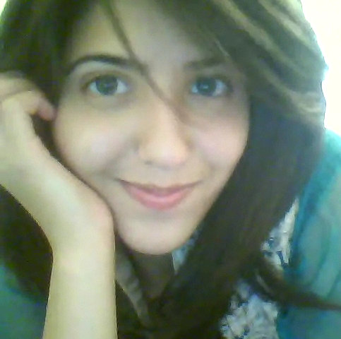 Zainab Aziz Photo 13