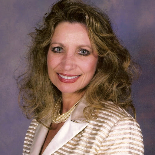 Adrienne Wells Photo 13