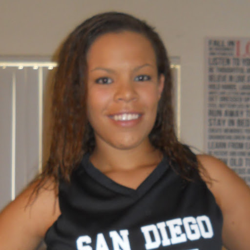 Jessica Hayes Photo 19