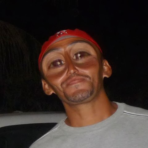 Carlos Serrano Photo 28