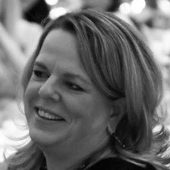 Kristen Walter Photo 20