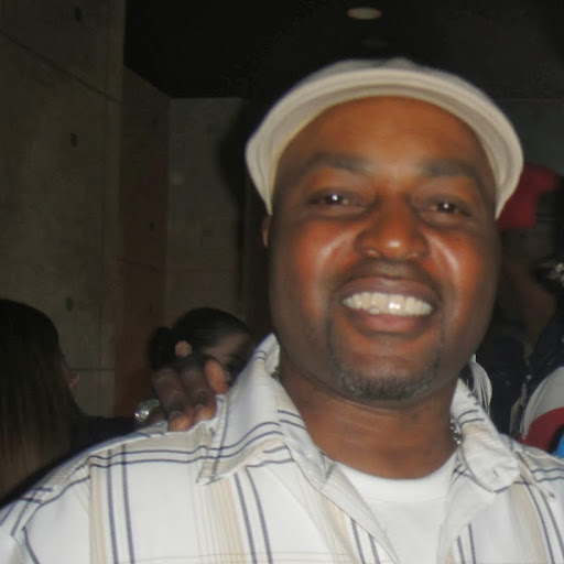 Eric Colvin Photo 32