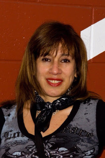 Emely Rodriguez Photo 7