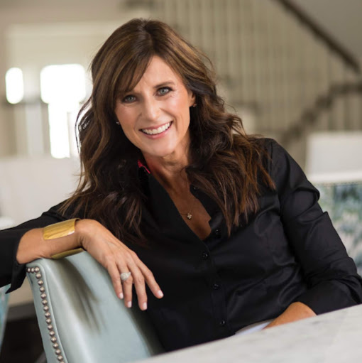 Michele Bailey Photo 11