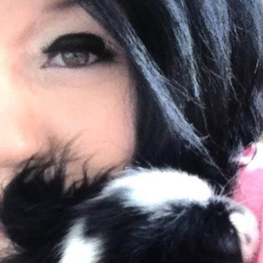 Amber Goins Photo 10