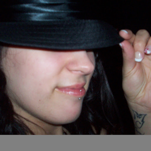 Julie Laplante Photo 30