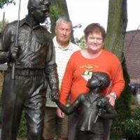 Faye Thompson Photo 19