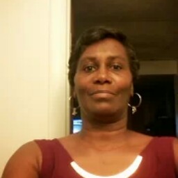 Eunice Davis Photo 16