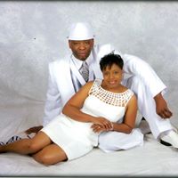Lisa Gregory Photo 20