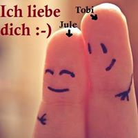 Julia Fuchs Photo 17