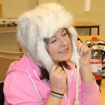 Rebecca Hansen Photo 6