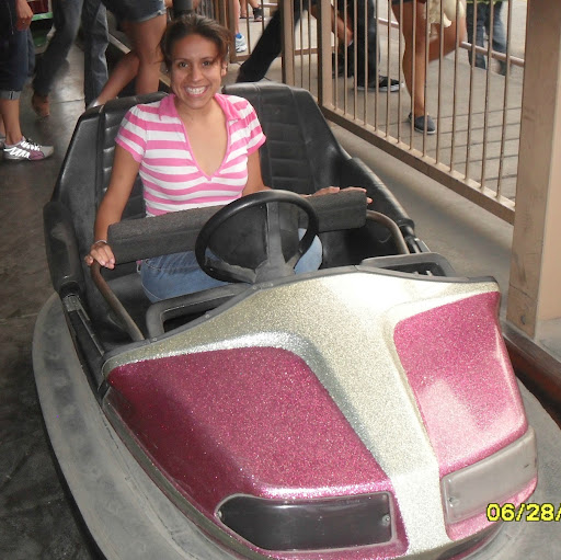 Nancy Reyes Photo 35