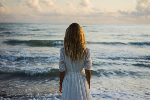 Angela Dallas Photo 8