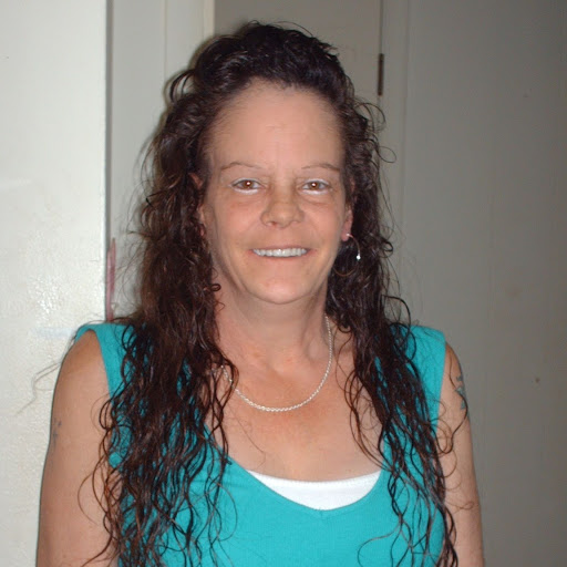 Linda Phipps Photo 28