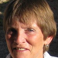 Julie Cooper Photo 19