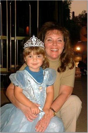 Cheryl Donovan Photo 26