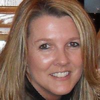 Angela Ernst Photo 34