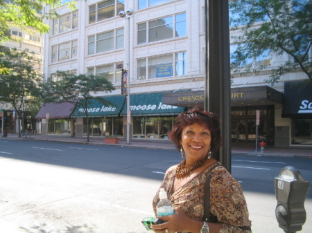 Linda Gilbert Photo 19