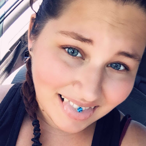 Michelle Price Photo 15