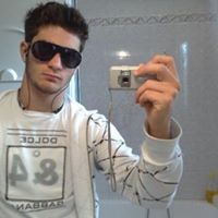 Alejandro Gutierrez Photo 21