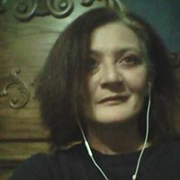 Melanie Harding Photo 14