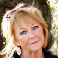 Martha Hooper Photo 23