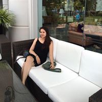 Julie Nguyen Photo 20