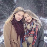 Kelly Evans Photo 31
