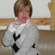 Lindsey Lowe Photo 18