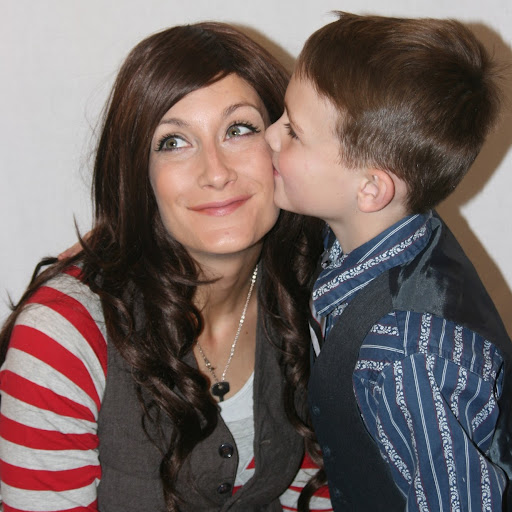 Laura Atchley Photo 14