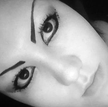 Tanya Griffith Photo 13