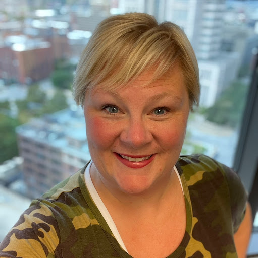 Claudia Jenkins Photo 36