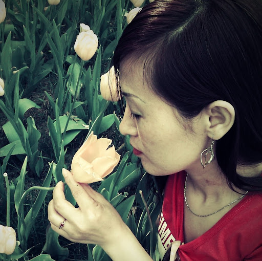 Linda Zhao Photo 18