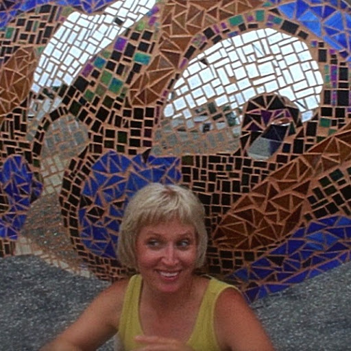 Debra Hartman Photo 15