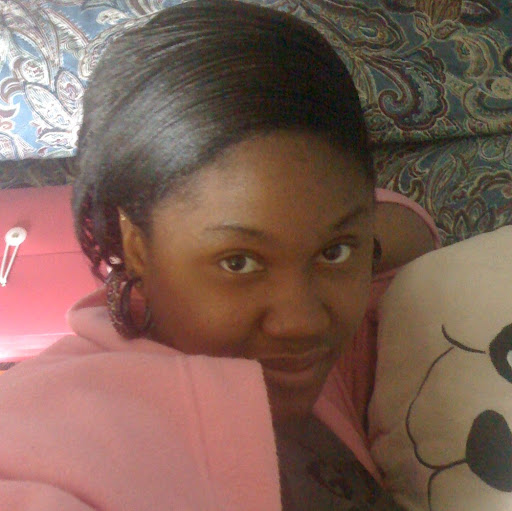 April Simmons Photo 10